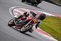 donington-no-limits-trackday;donington-park-photographs;donington-trackday-photographs;no-limits-trackdays;peter-wileman-photography;trackday-digital-images;trackday-photos